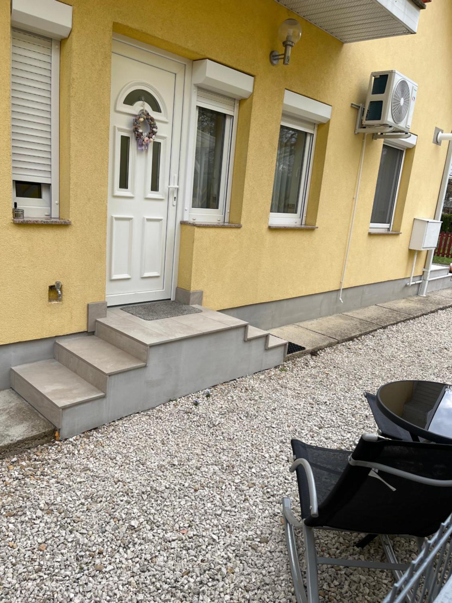 Reka Apartmanhaz Buk Ngoại thất bức ảnh